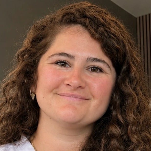 Sara Bayonnette, pédicure-podologue à Mérignac accompagnée par EPIPHYSE Conseil